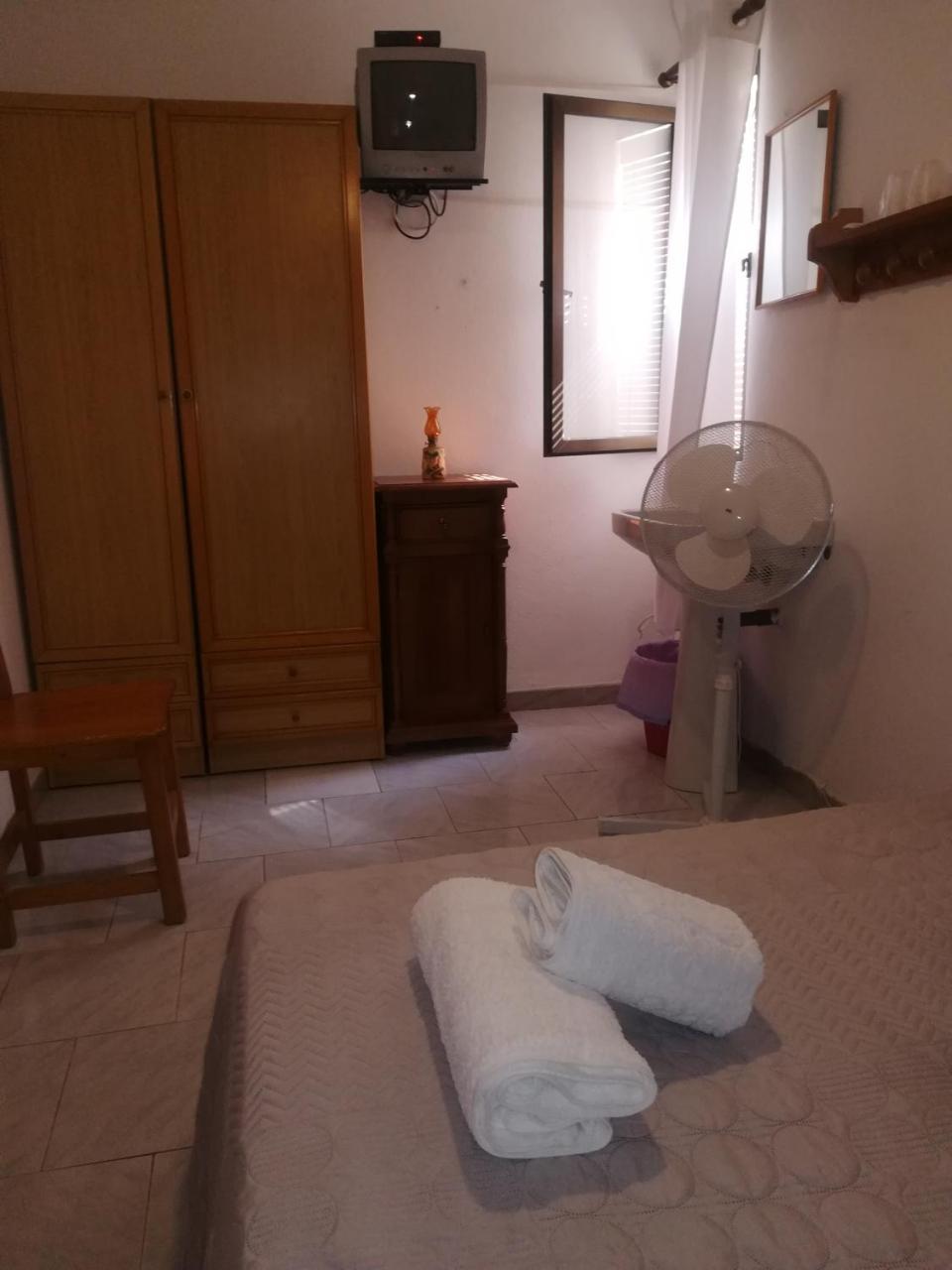 La Campina Hostel Ronda Luaran gambar
